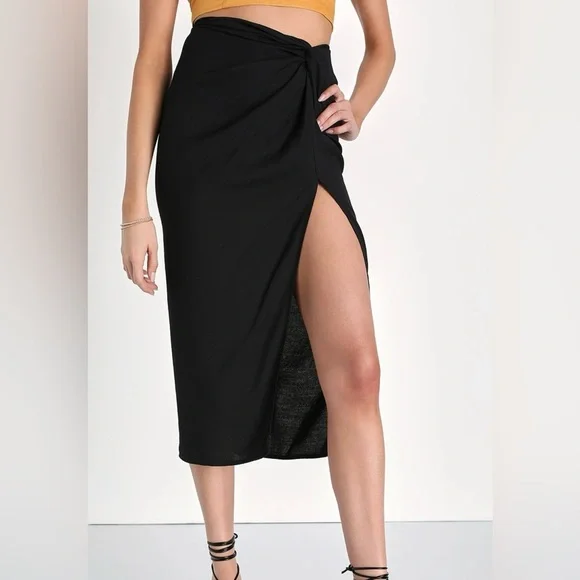 NEW with tags (NWT) Black High-Slit Midi Skirt - Picture 6 of 8